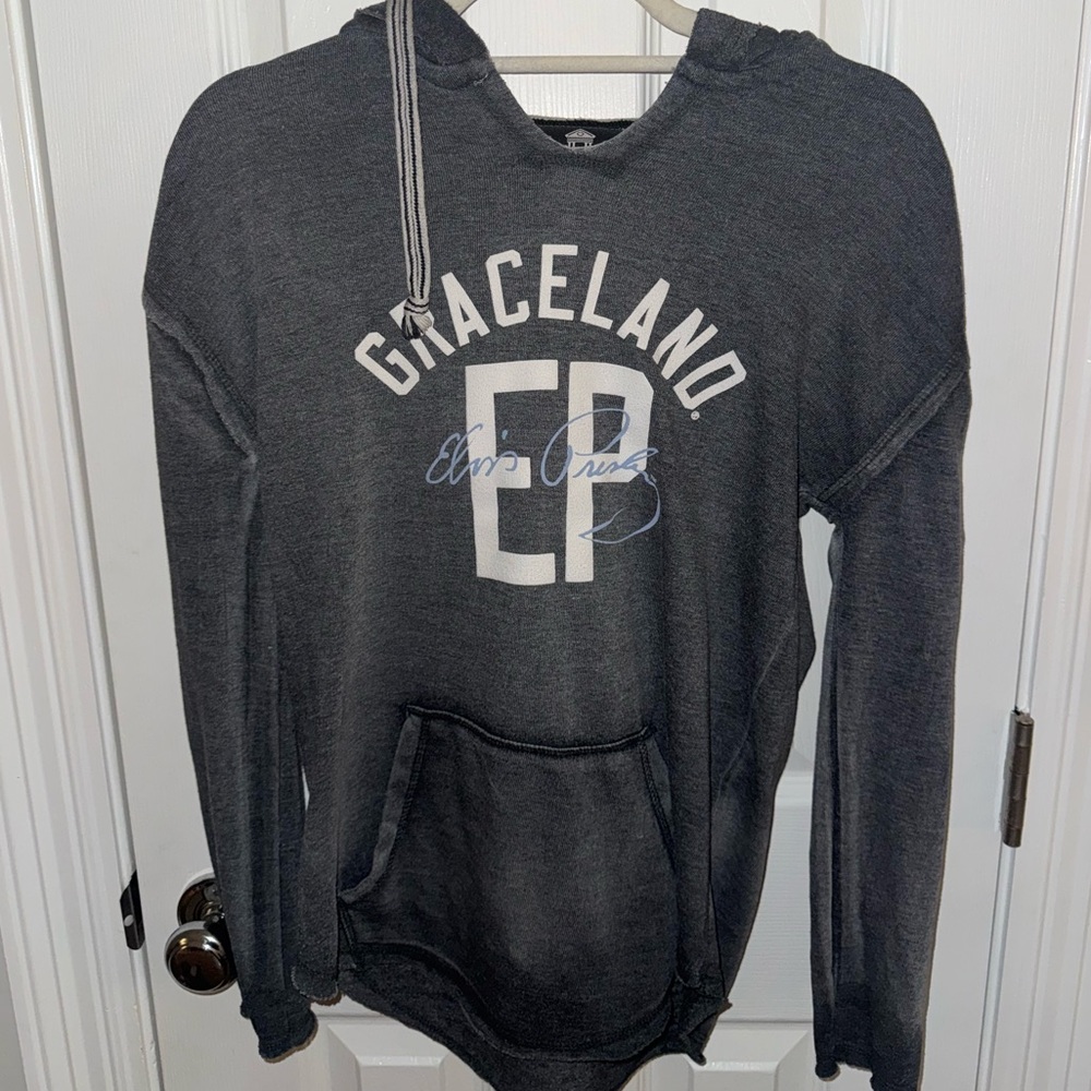 grey elvis presley hoodie from graceland in tupelo 💡